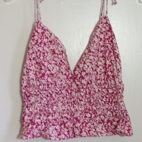 Sim & Sam floral berry triangle spaghetti strap tie smocked crop top - Picture 1 of 9